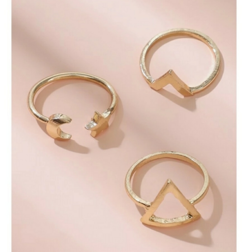 Only 1 LEFT‼️✨HOST PICK✨ 3 Piece Gold Ring Set